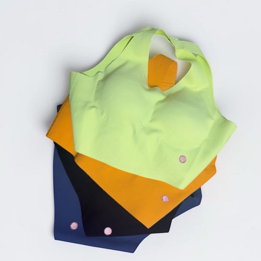 Top Canelado com fecho