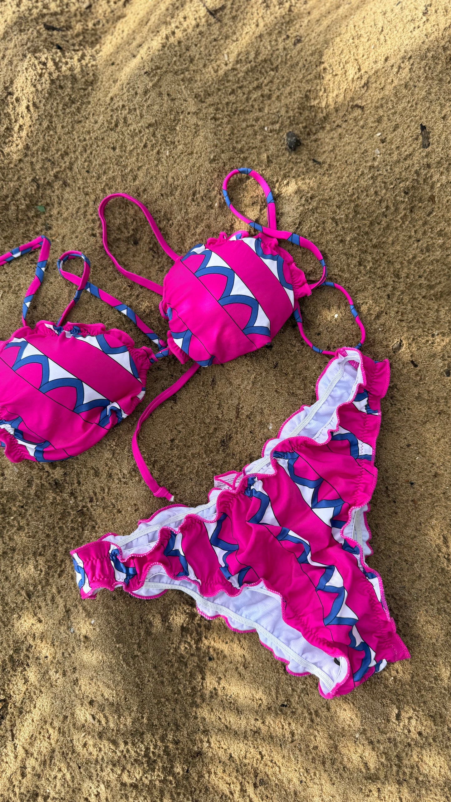 Biquini Rio de Janeiro empina bumbum