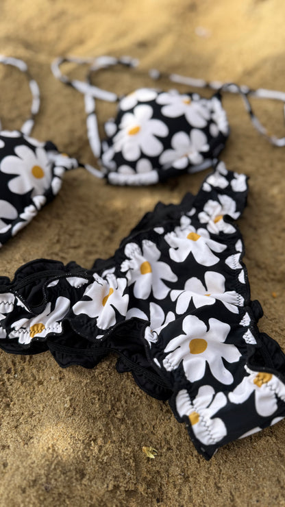 Biquini Rio de Janeiro empina bumbum