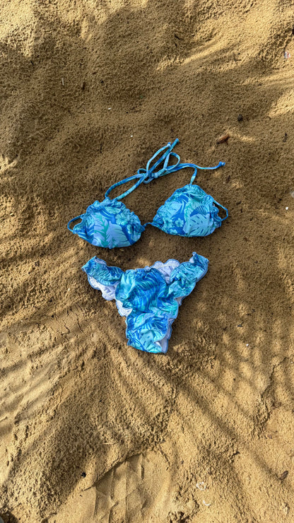 Biquini Rio de Janeiro empina bumbum