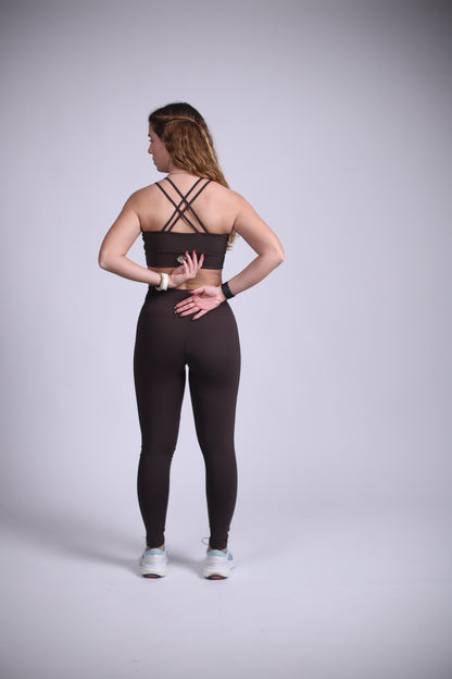 Conjunto Gritt Básico castanho