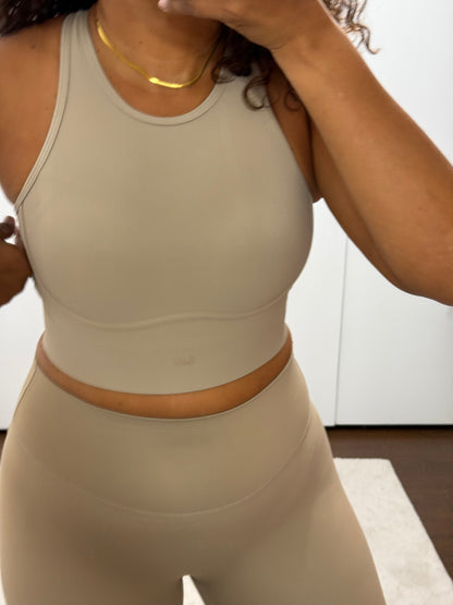 Conjunto Pump Leve Bege